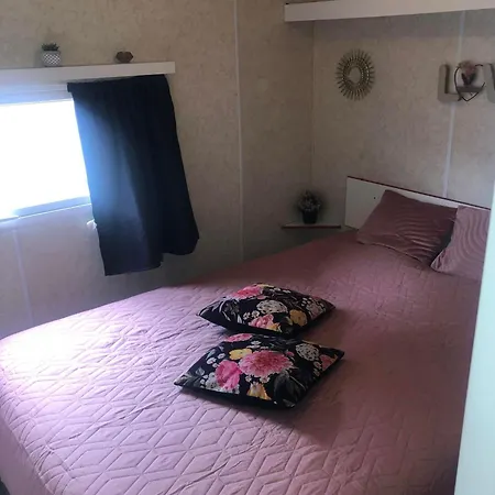 Privat bolig Mobilhome A A 15 Minute De La Sur Terrain Independant Fréjus